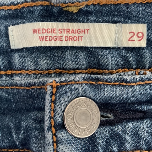 ❗️SOLD❗️Size 28 🤩HÖST PICK 🤩 Levi’s Wedgie Straight Leg Jeans - Picture 7 of 10